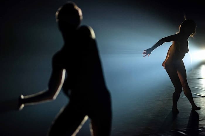 30 appearances out of darkness-Arno Schuitemaker au théâtre Garonne dans le cadre de la Biennale