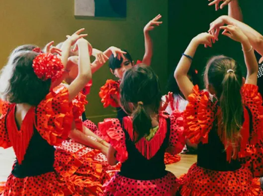 Activité Enfants à Toulouse : Initiation au Flamenco et Éveil Musical à la Médiathèque Empalot !